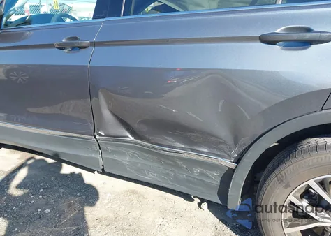 2021 Volkswagen Tiguan 2.0T Se/2.0T Se R-Line Black/2.0T Sel из США, поврежденный, VIN 3VV3B7AX2MM140034